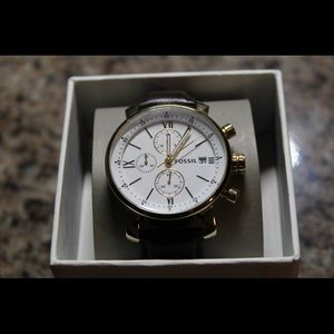 Luxurious Fossil Leather Watch